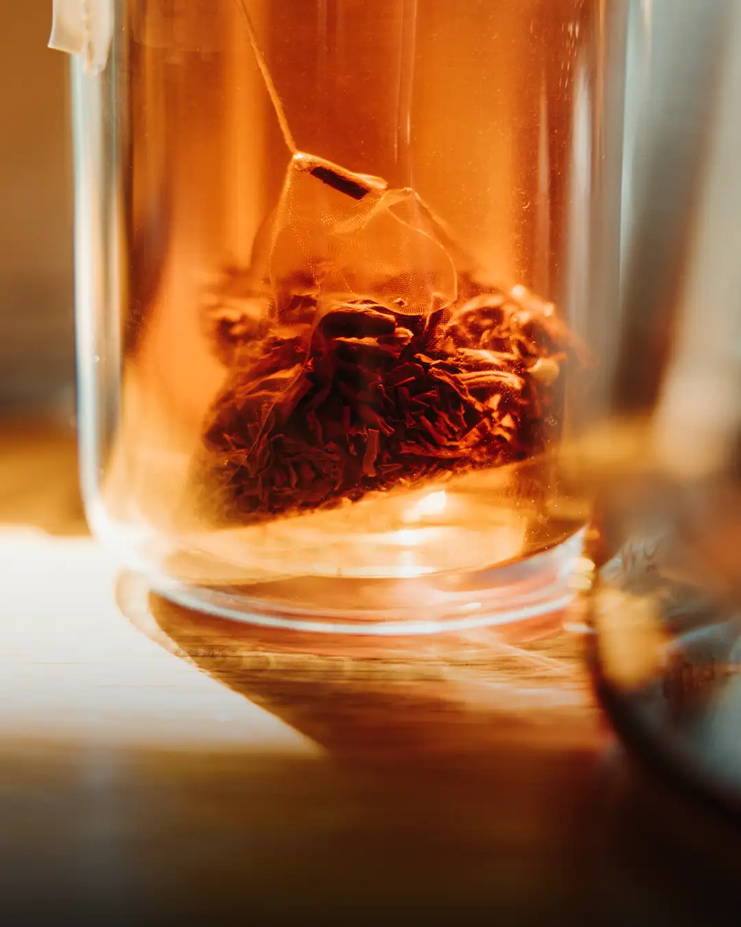 Picture behind 'ONYX TEA'